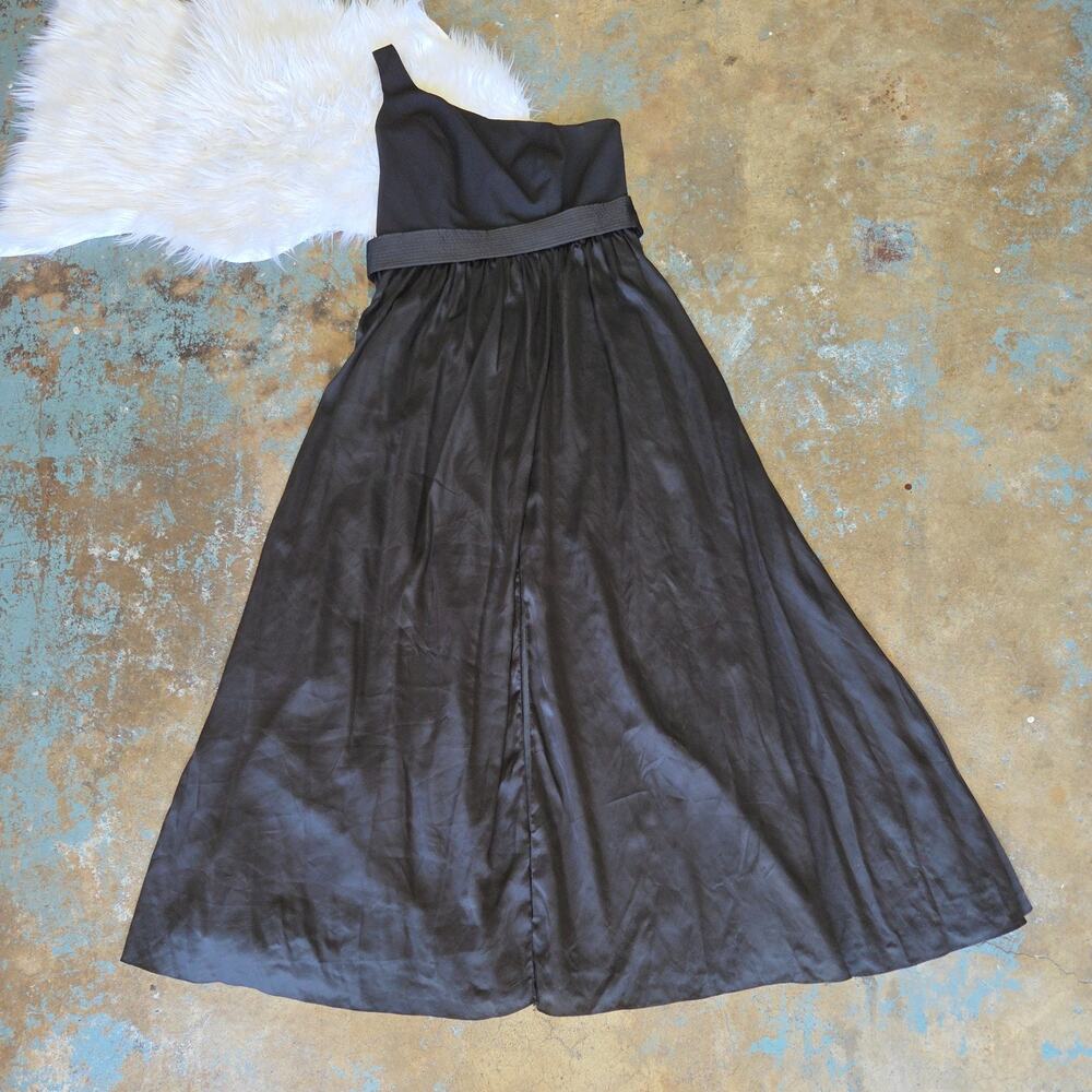 White by Vera Wang One Shoulder Maxi Dress Size 16 Black Formal Event Satin